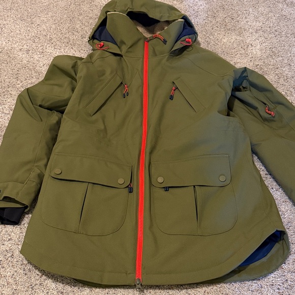 Burton Women’s Green Snow Jacket with Orange Accents - Picture 2 of 6